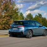 BMW iX Yenilendi: Daha Fazla Güç, Daha Uzun Menzil! 2 Fabian Kirchbauer Photography
